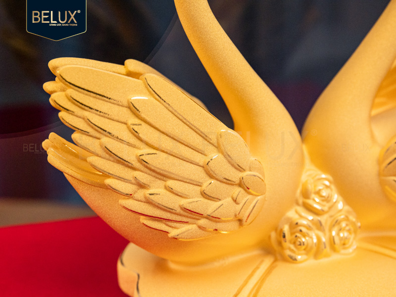 Tượng đôi thiên nga dát vàng cát  14x9.1x12cm